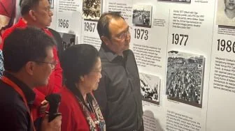 30 Tahun Kudatuli, Megawati Saksikan Kembali Jejak Kelam Demokrasi Lewat Pameran Arsip